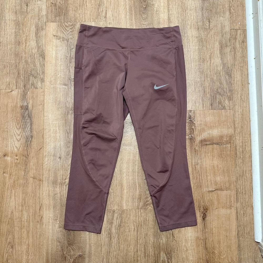 NIKE | Woman's Dri-FIT Cropped Capri Dusty Rose Pink Athletic Leggings, Size M